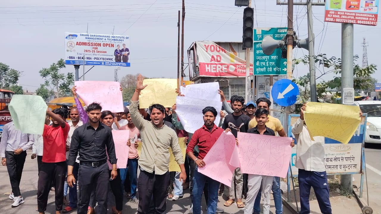 कहीं खुद की असफलताओं से ध्यान हटाने को अटेकिंग तो नही त्रिवेंद्र? 