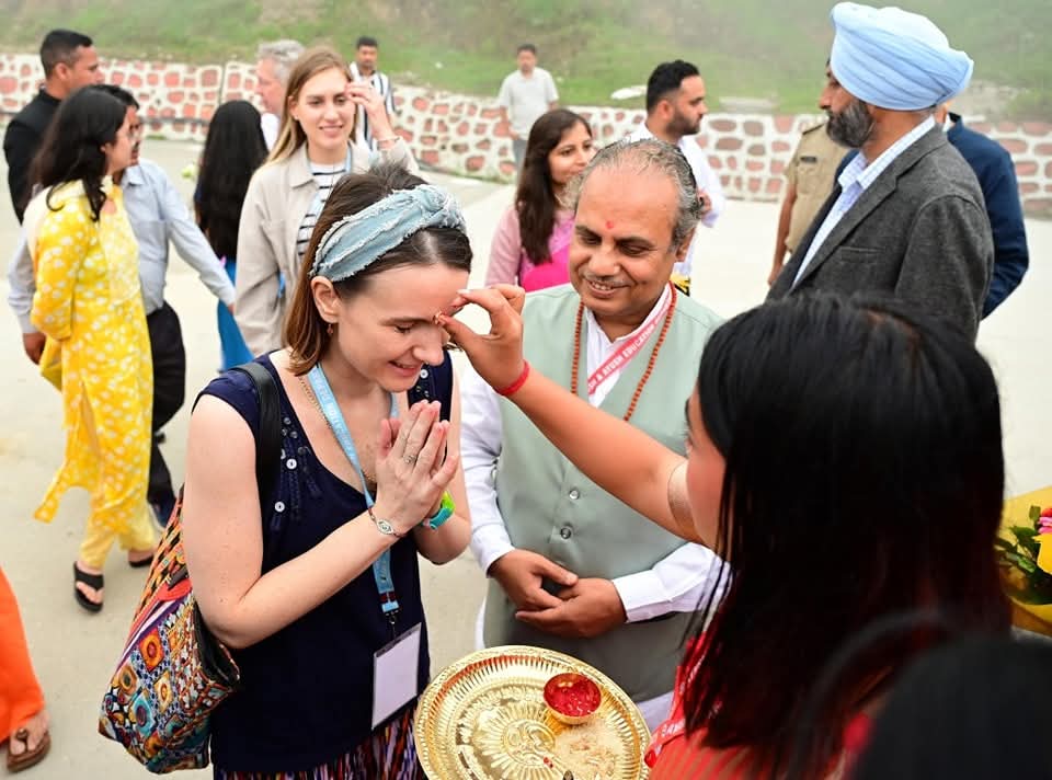 8 देशों के राजदूत / उच्चायुक्त/ प्रतिनिधि भराड़ीसैंण स्थित विधानसभा परिसर में पहुंचे