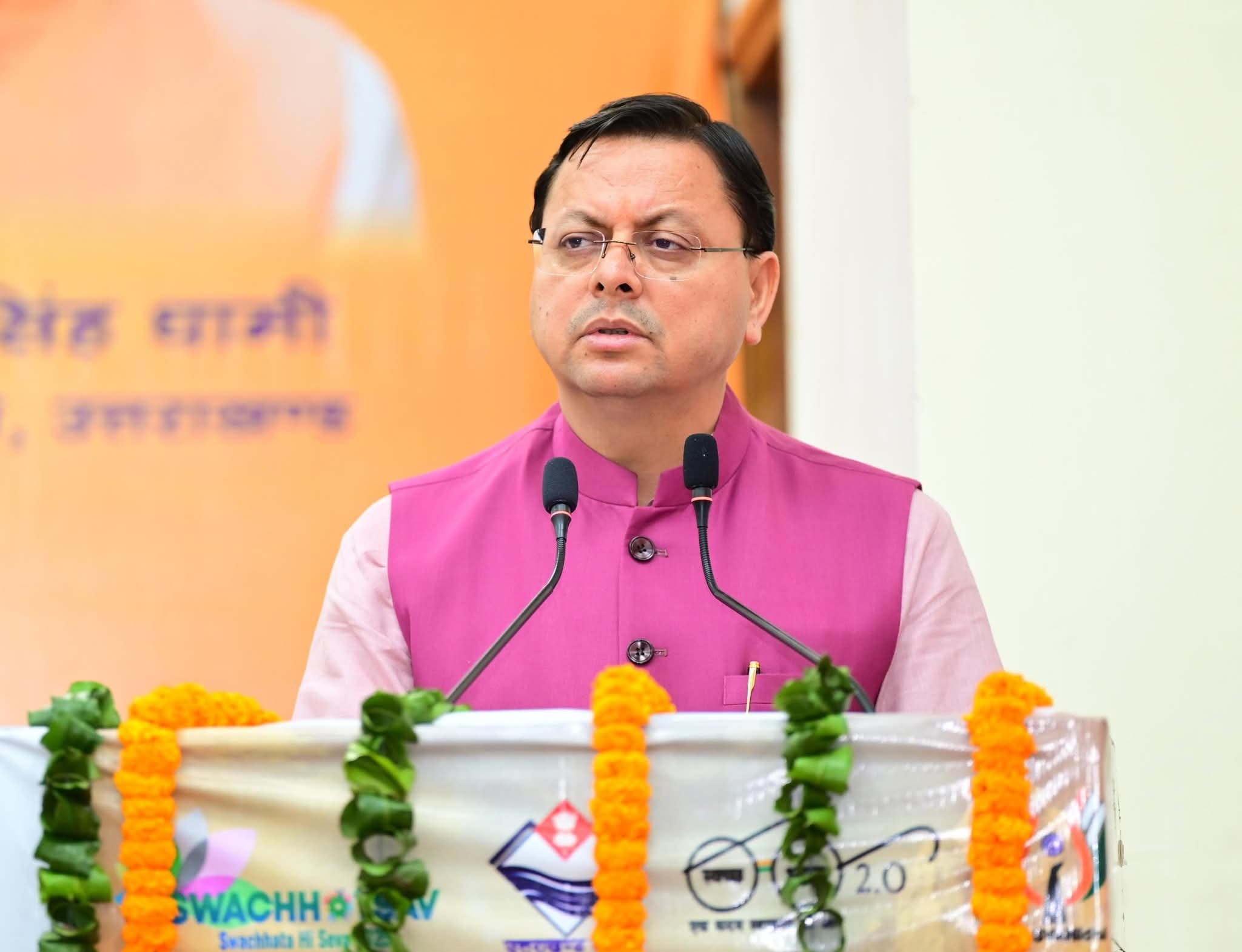 धामी ने पूर्व प्रधानमंत्री स्वर्गीय लाल बहादुर शास्त्री की जयंती की पूर्व संध्या पर श्रद्धांजलि अर्पित की