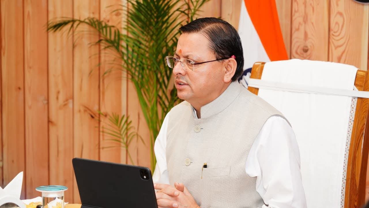 निजी क्षेत्र एवं कॉरपोरेट जगत की भागीदारी से खेल अवसंरचना के विकास पर भी विशेष ध्यान दिया जाए